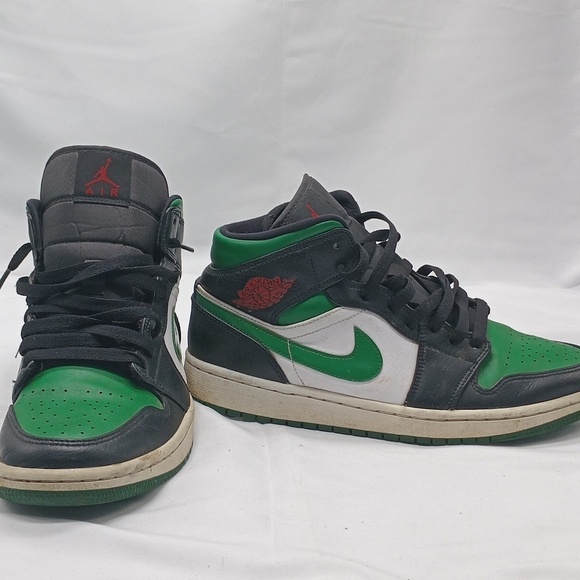 air Jordan 1 mid size 8.5 - Picture 1 of 8